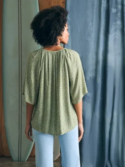 Women Faherty Brand Amira Top -