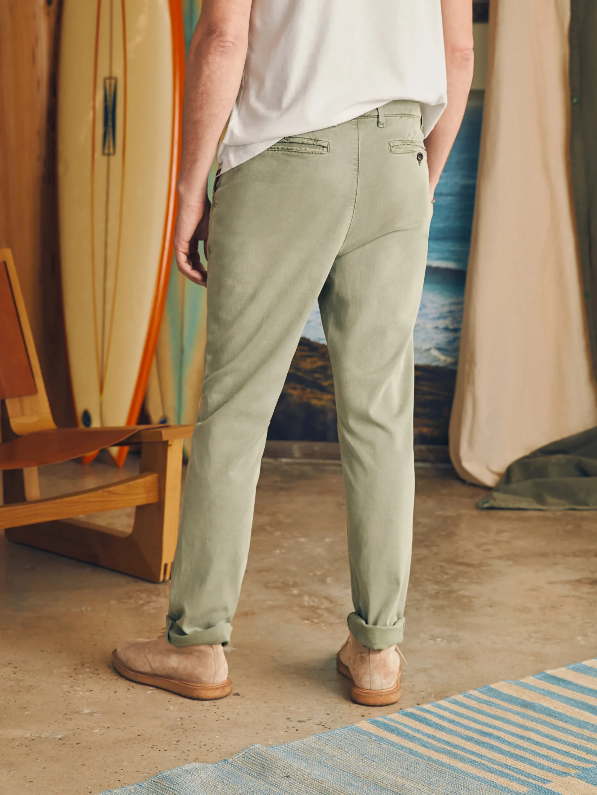 Faherty Brand Coastline Stretch Chino (32" Inseam) -