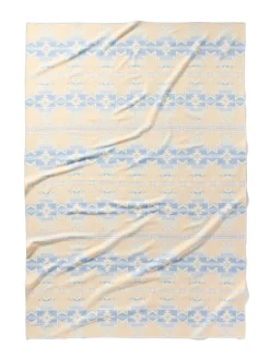 Women Faherty Brand Doug Good Feather Adirondack Blanket -