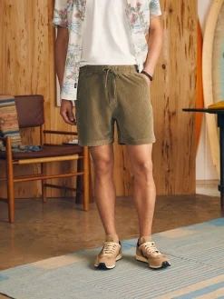 Faherty Brand Essential Italian Knit Cord Short (6" Inseam) -