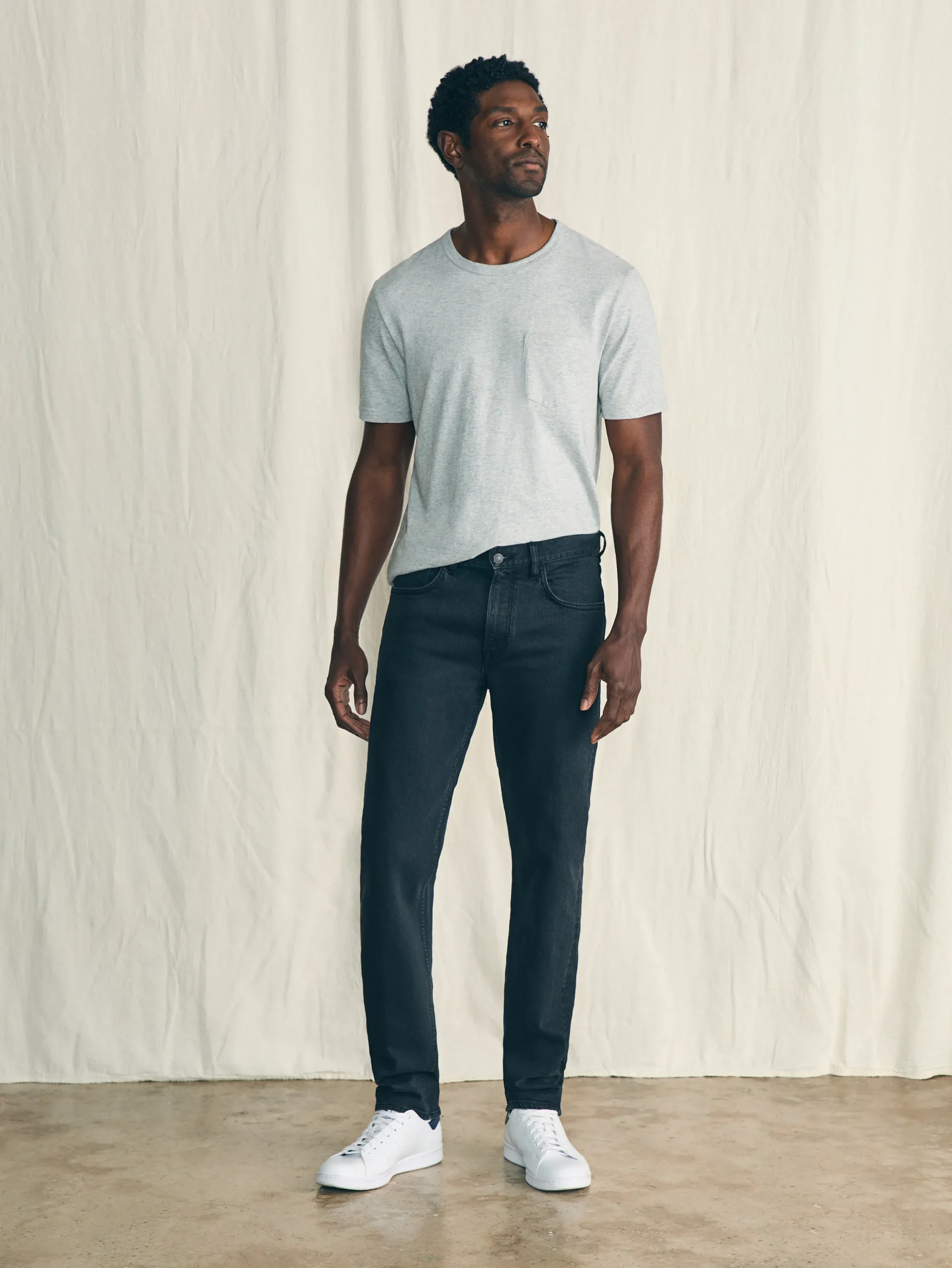 Faherty Brand Organic Cotton Slim Straight Denim (32" Inseam) -
