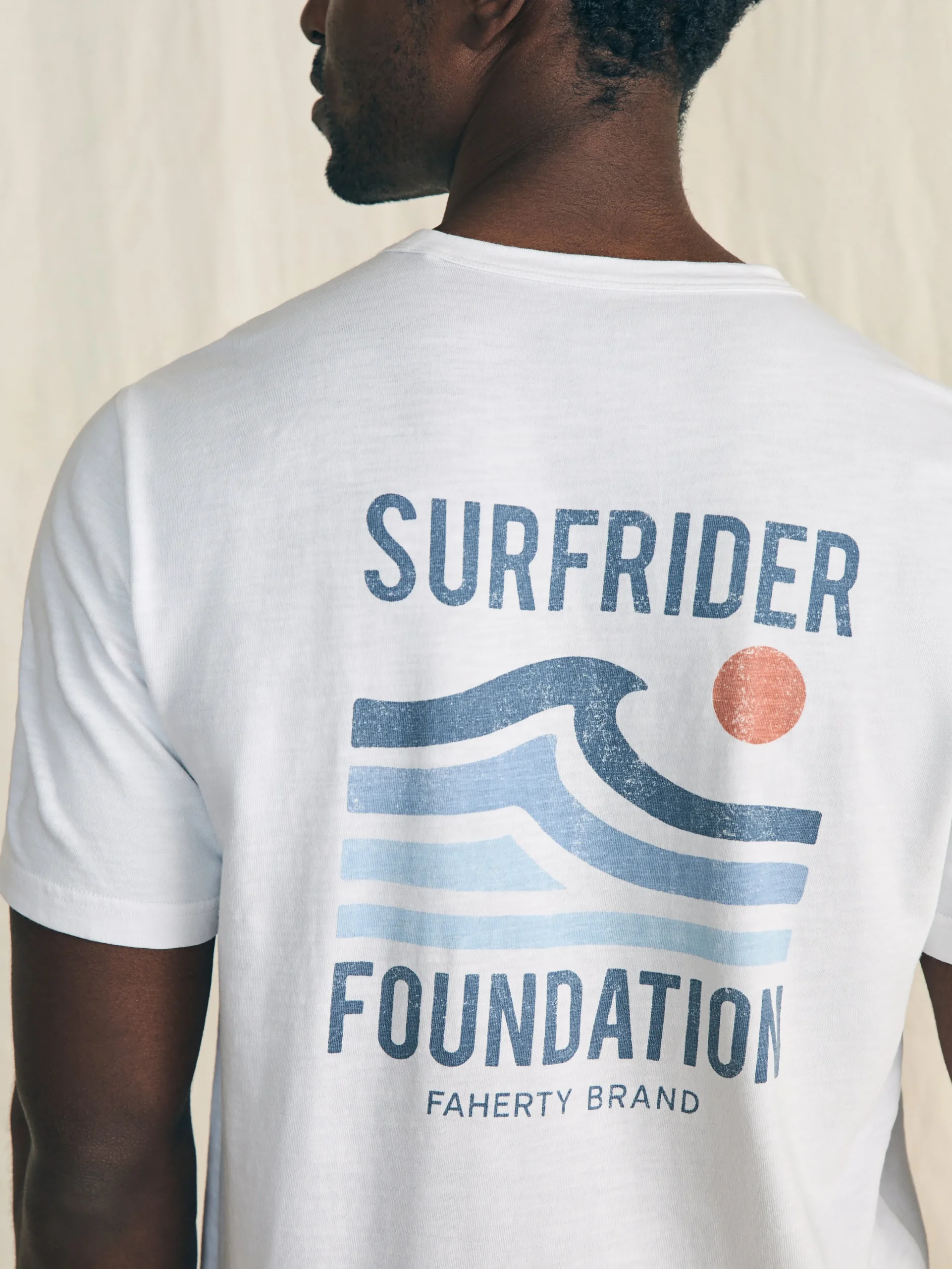 Faherty Brand Short-Sleeve Surfrider Sunwashed Pocket Tee -