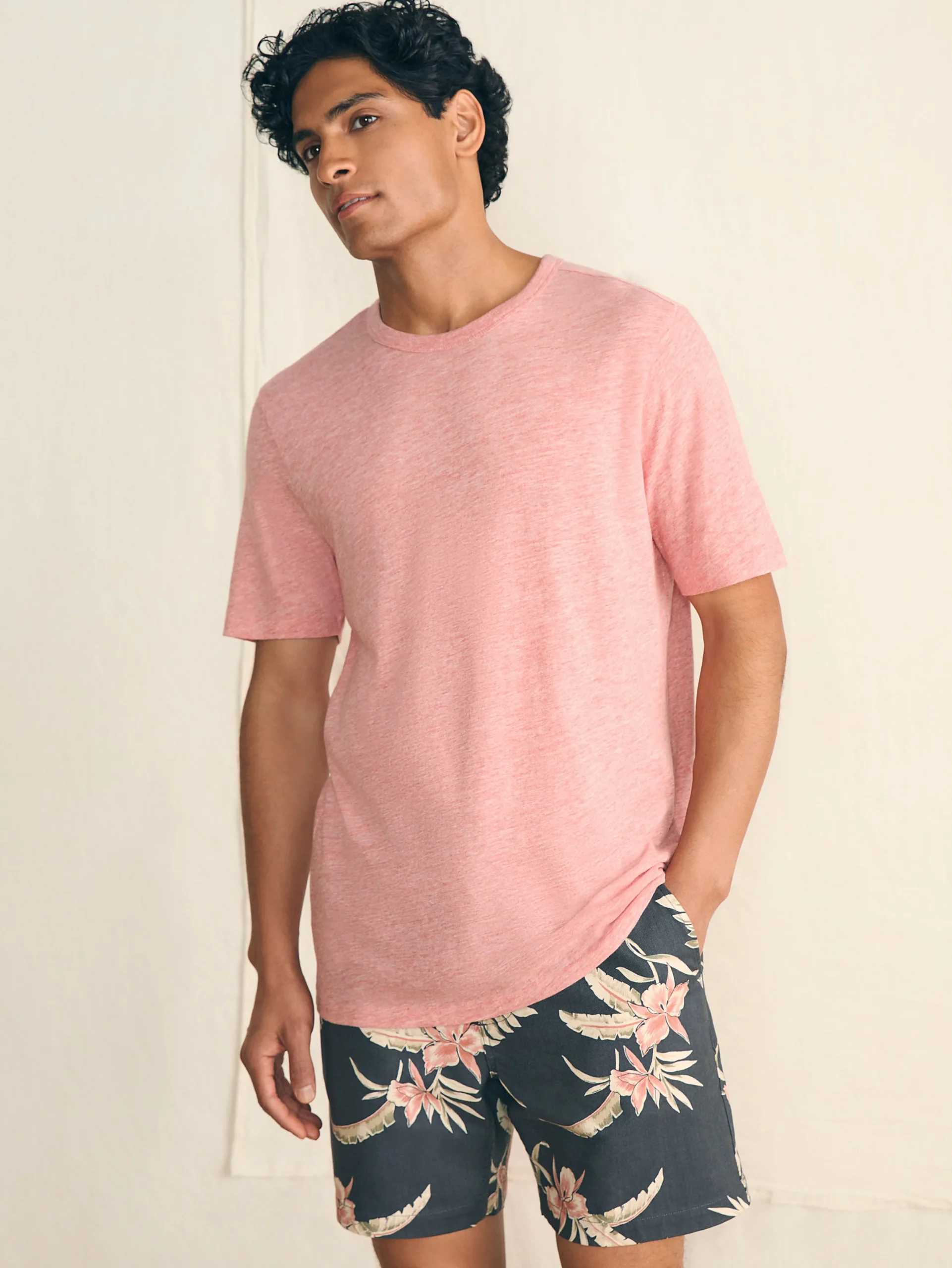 Faherty Brand Short-Sleeve Vintage Chambray Tee -
