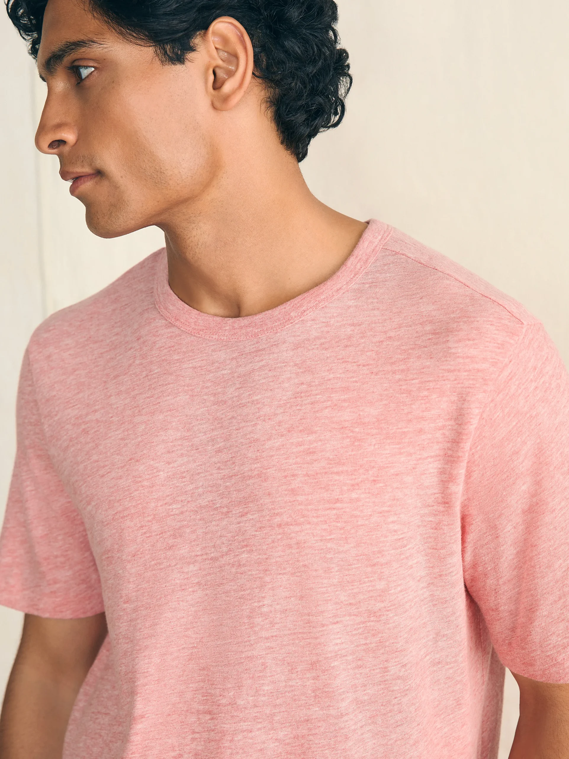 Faherty Brand Short-Sleeve Vintage Chambray Tee -