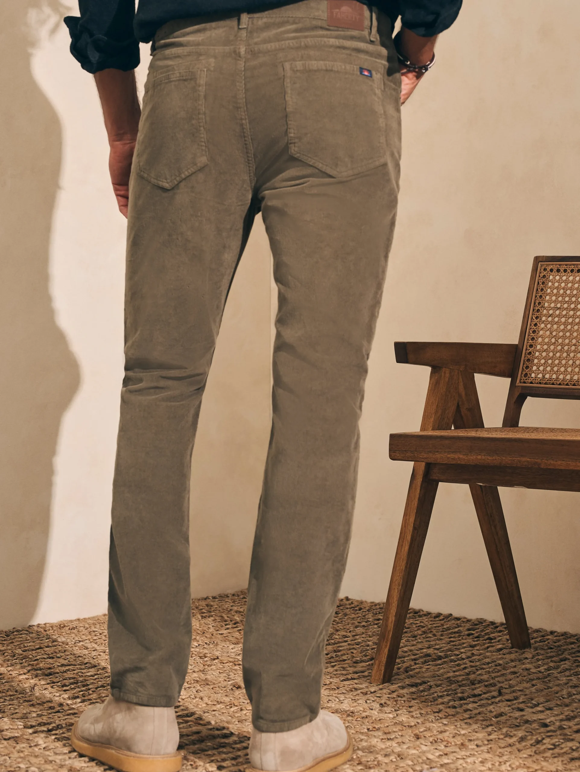 Faherty Brand Stretch Corduroy 5-Pocket Pant (32" Inseam) -