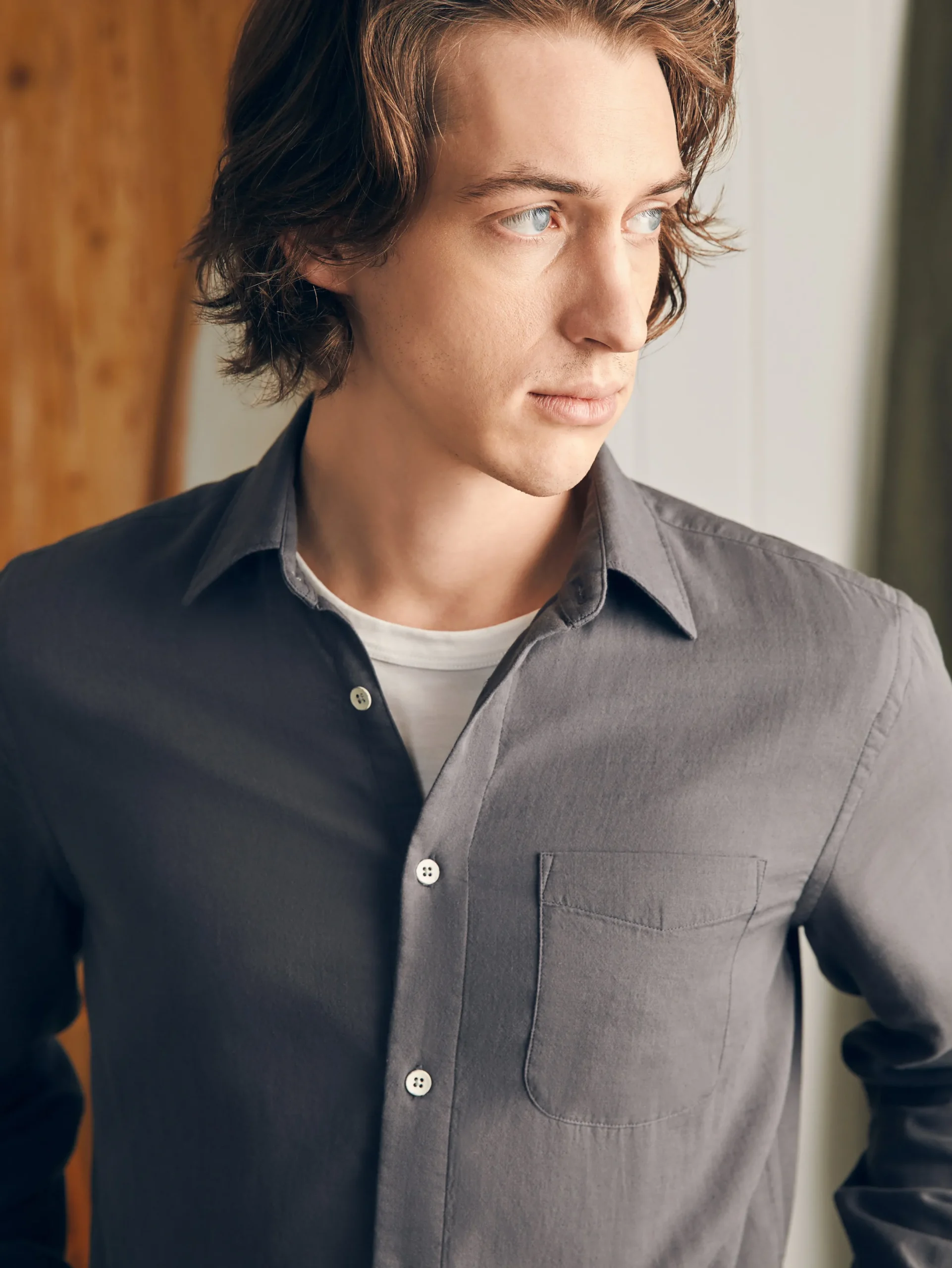 Faherty Brand Sunwashed Chambray Shirt -