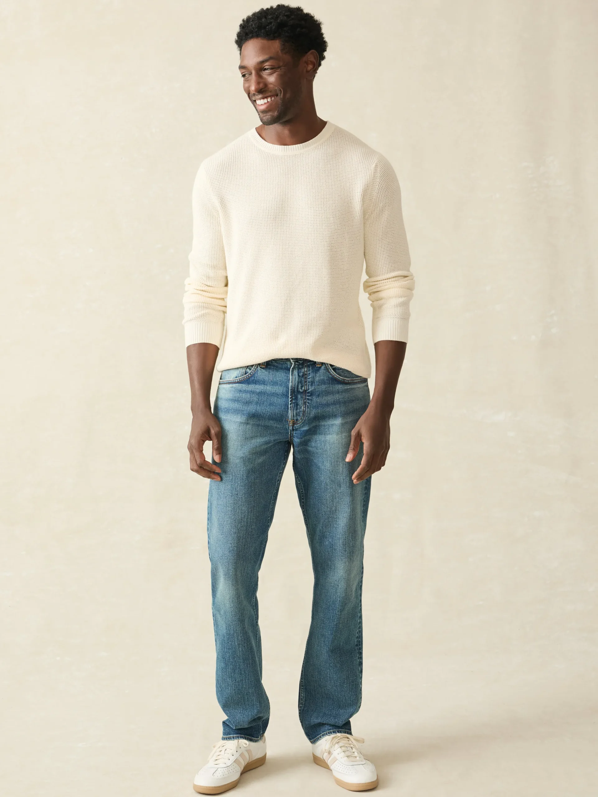 Faherty Brand Sunwashed Crewneck Sweater -