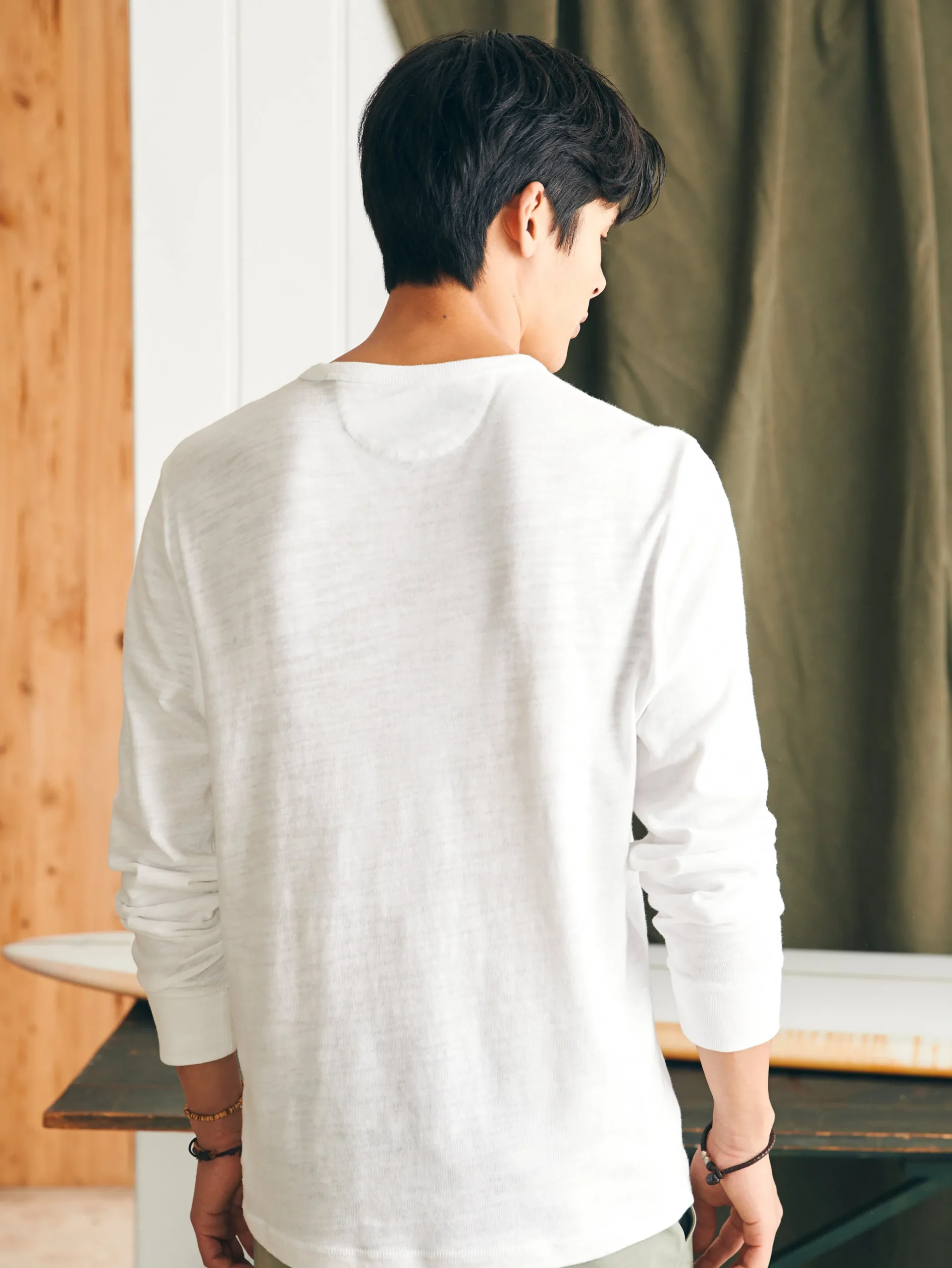 Faherty Brand Sunwashed Slub Crew -