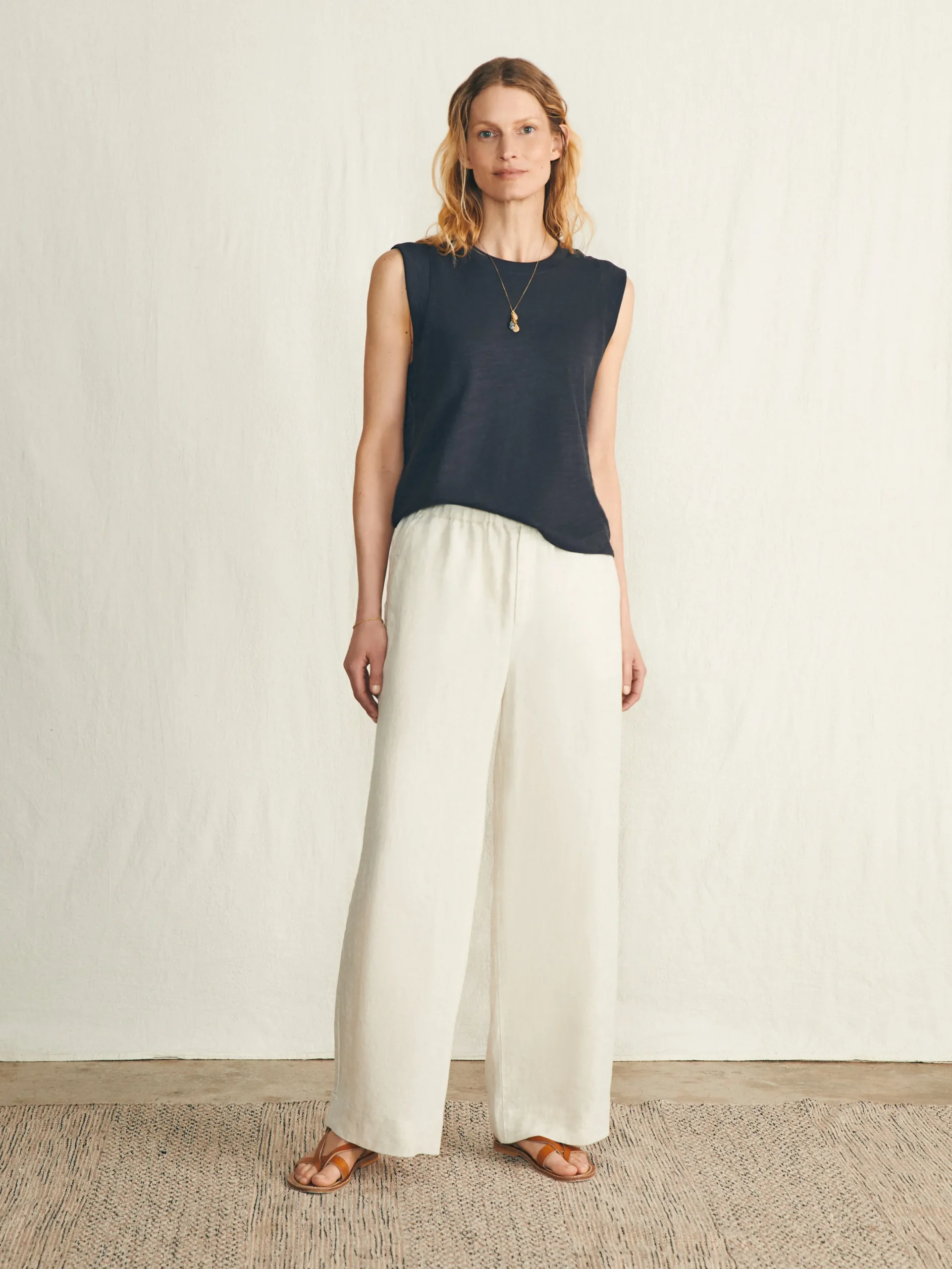 Women Faherty Brand Sunwashed Slub Muscle Tank -