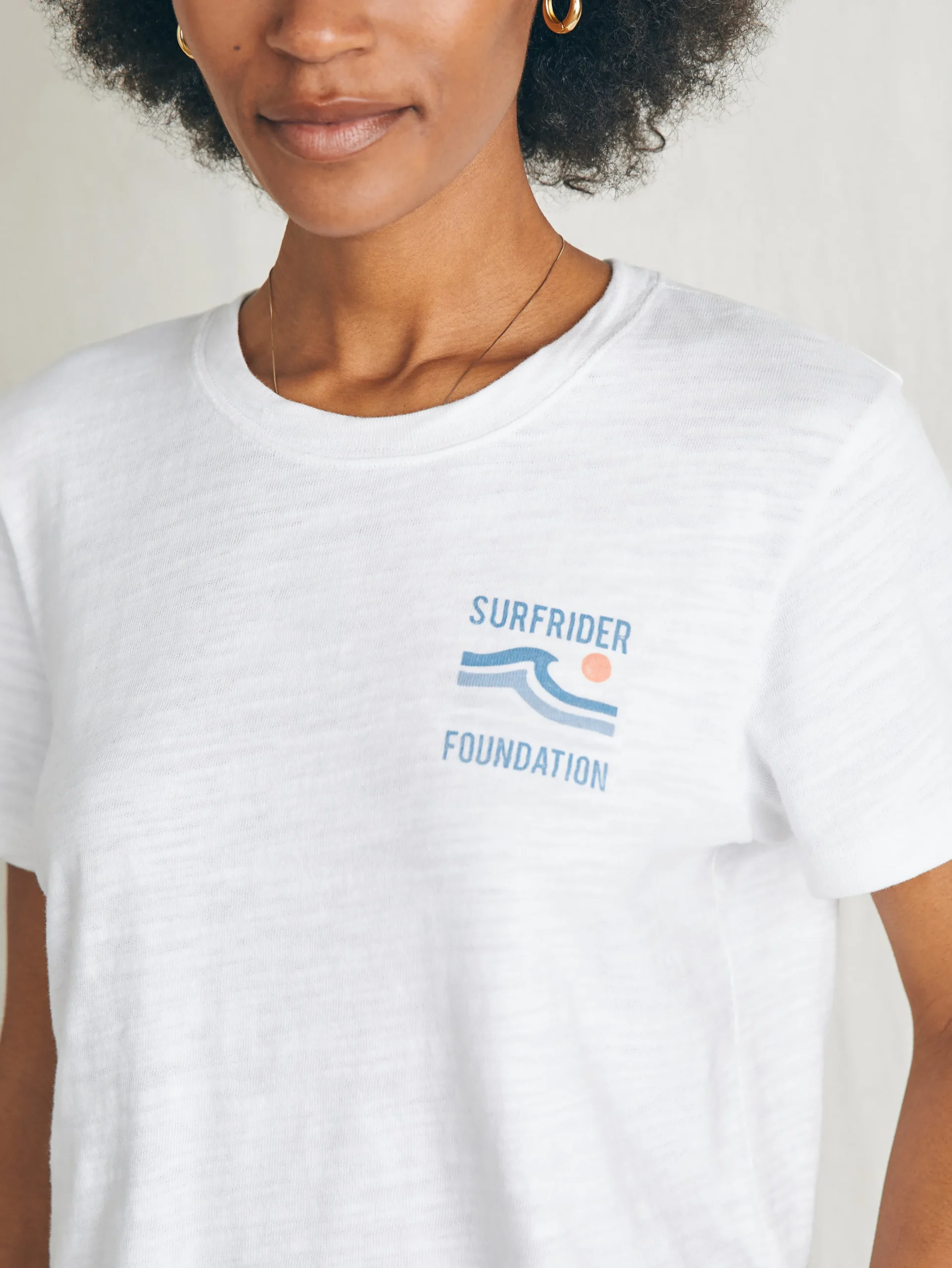 Women Faherty Brand Surfrider Sunwashed Cropped Tee -