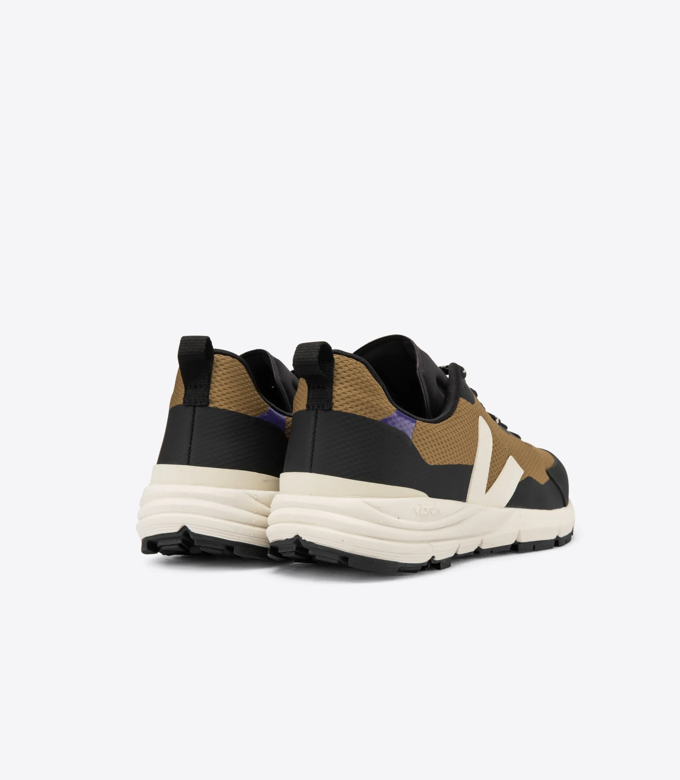 Faherty Brand VEJA Men's Dekkan -